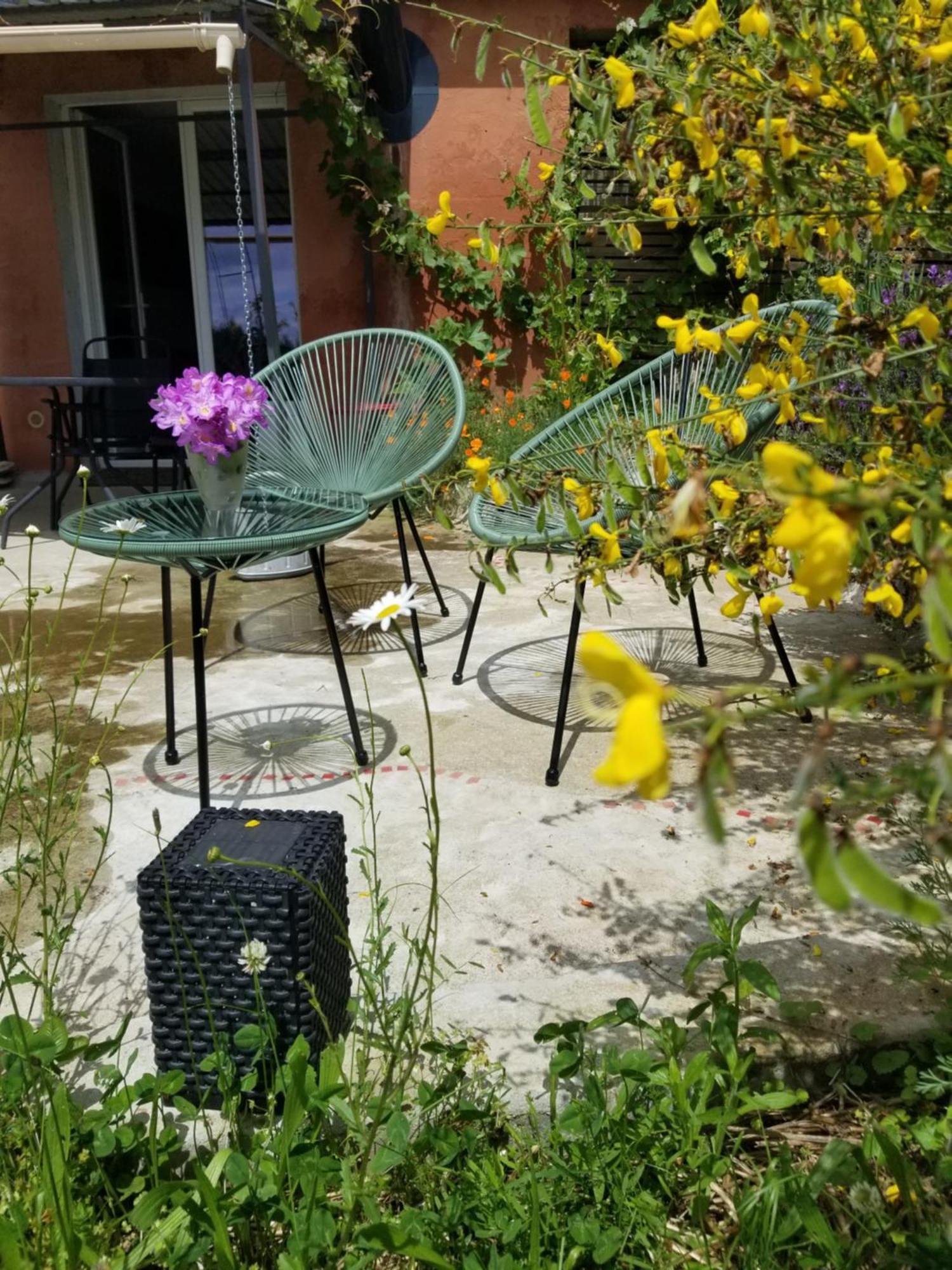 Appartamento La bohème Saint-Julien-le-Petit Esterno foto